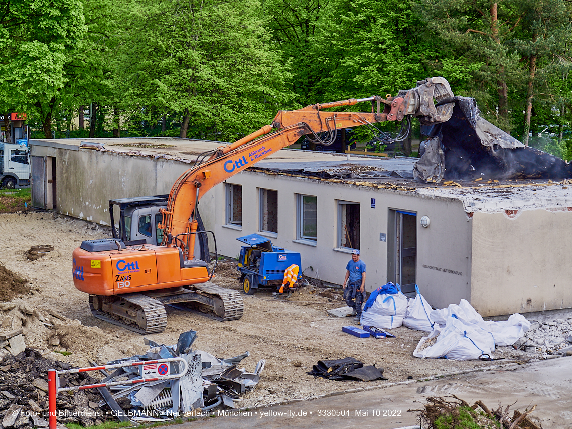 10.05.2022 - Baustelle am Haus für Kinder in Neuperlach